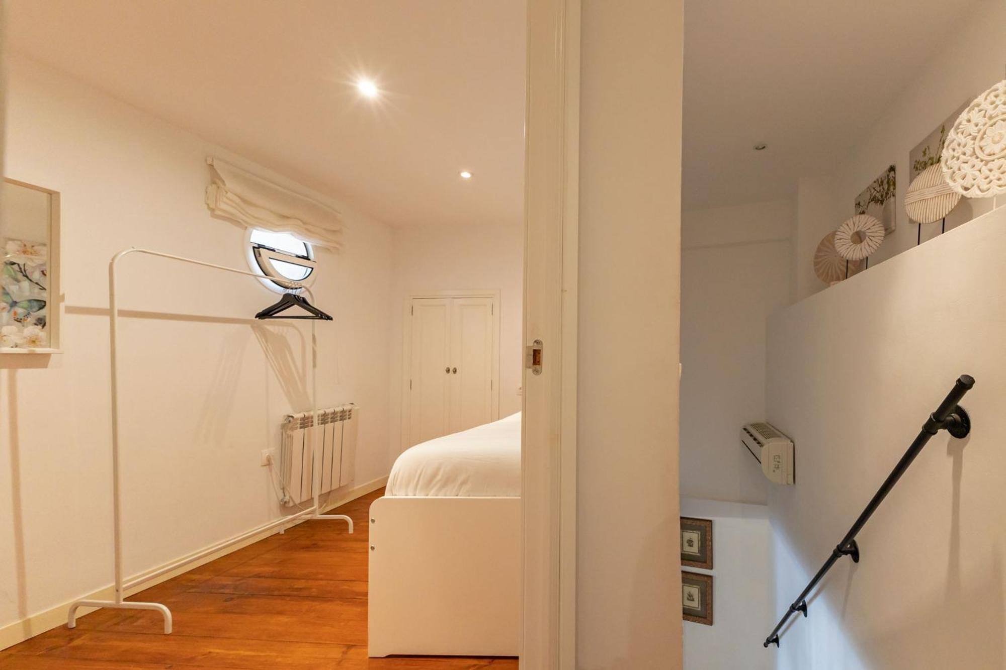 Charming 2 Bedroom At Plaza El Salvador By Ocityzen Siviglia